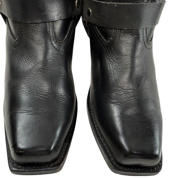 Boots - Picture 1 of 9